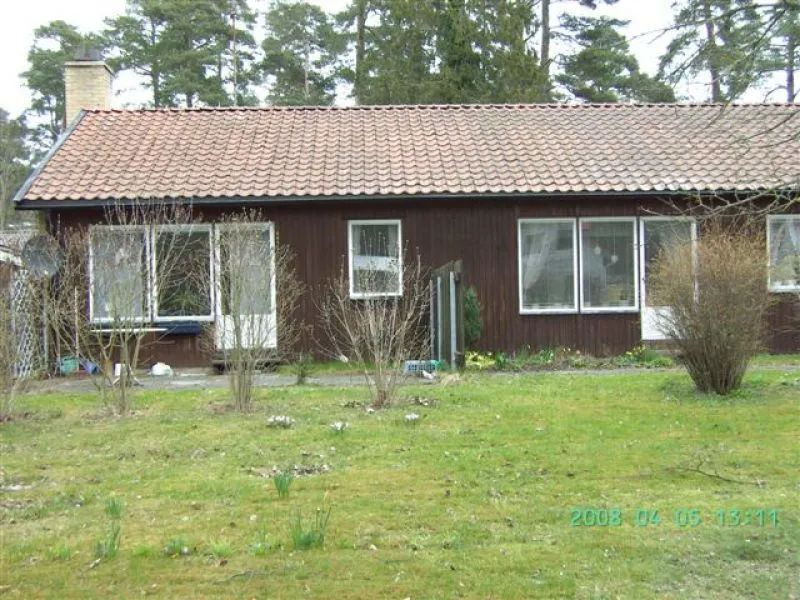Hus A mot trädgården